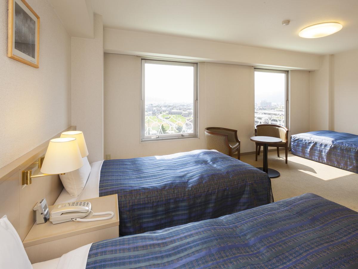 Suwa Lakeside Hotel Екстер'єр фото