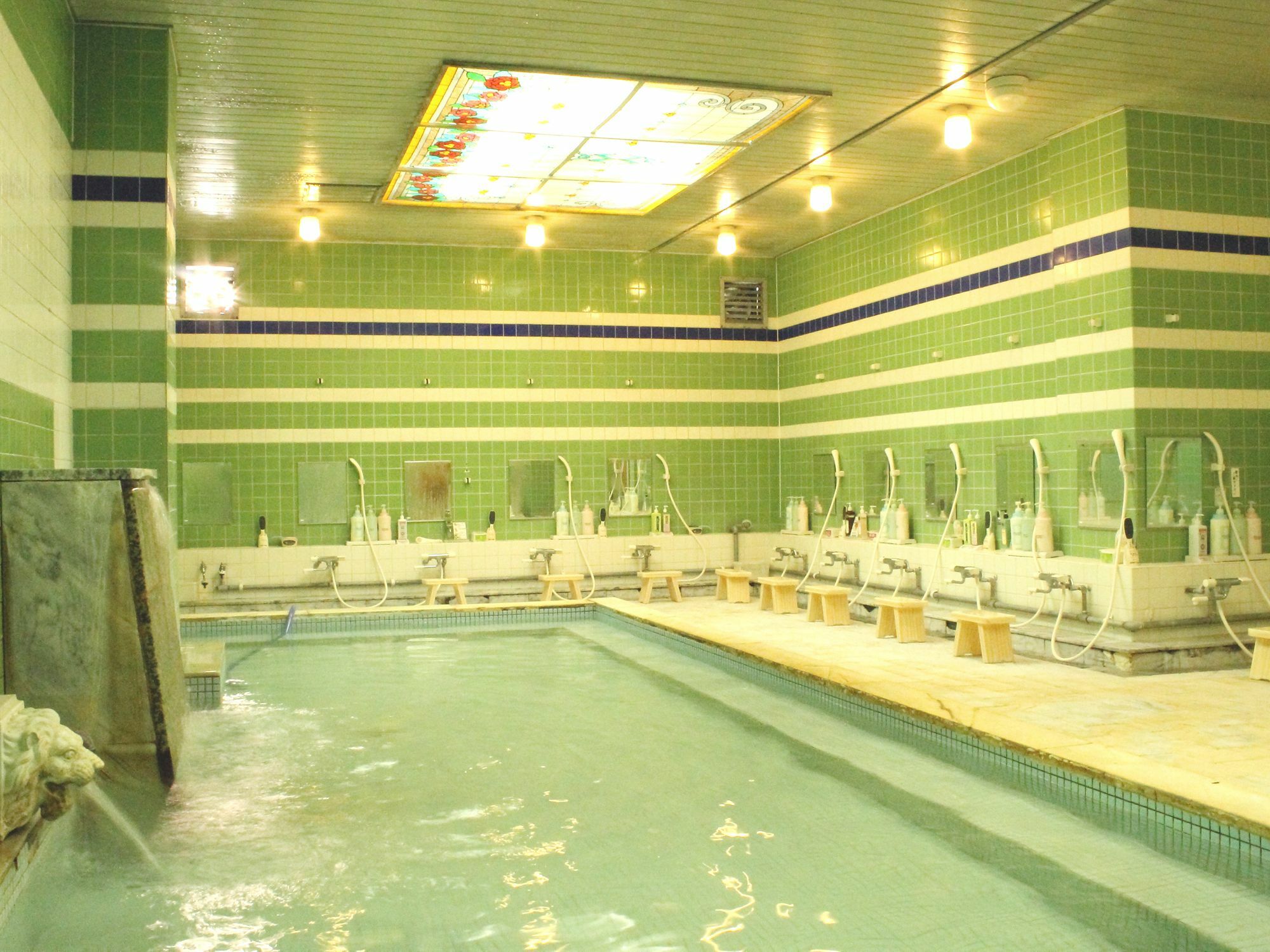 Suwa Lakeside Hotel Екстер'єр фото