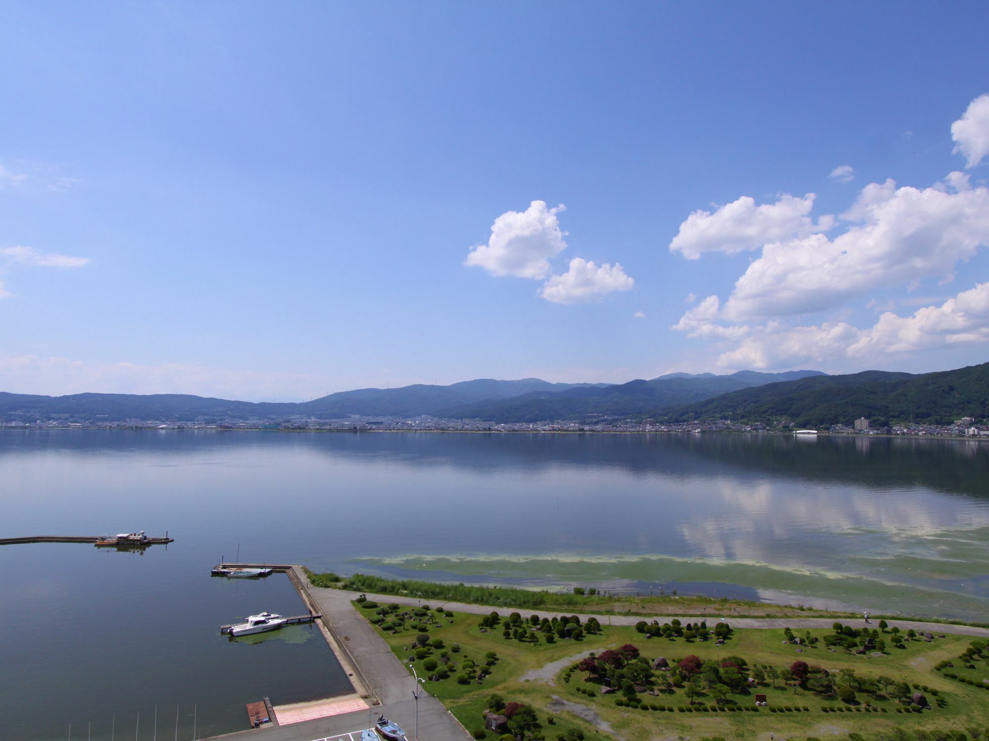 Suwa Lakeside Hotel Екстер'єр фото